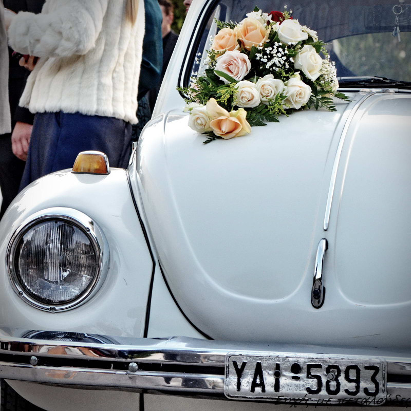 car-wedding-decoration-Greece